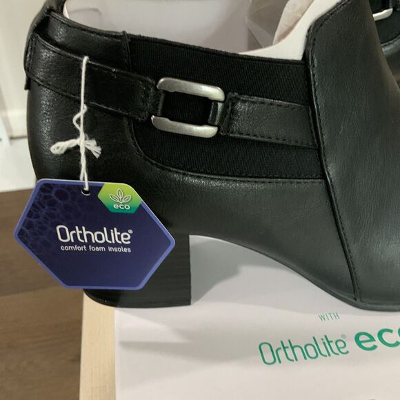 New in Box!! Black Faux Leather Ankle Boots w/Heel Size 10 By Croft & Barrow - Picture 4 of 10